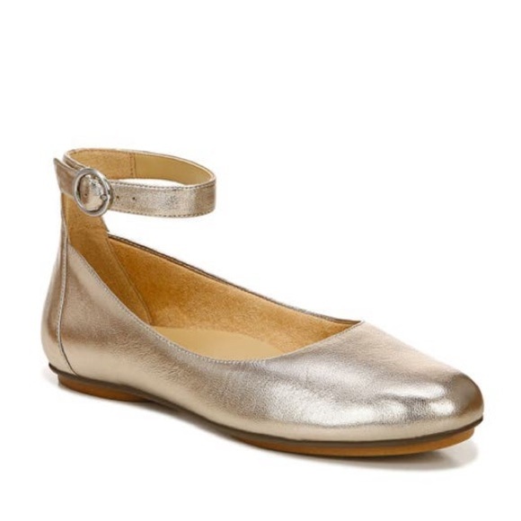 NATURALIZER Maxwell Strap Flats - Picture 1 of 7